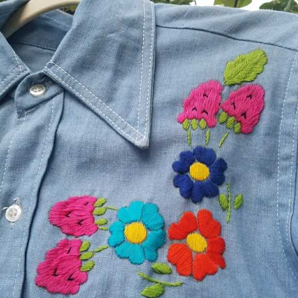 70's Western Vintage Boho Embroidered Mexican Top - Picture 5 of 8